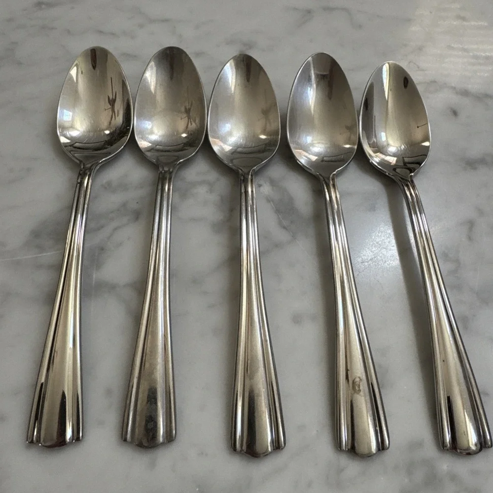 Elana by Hampton Silversmiths 18/10 Stainless Teaspoons Lot Of 5